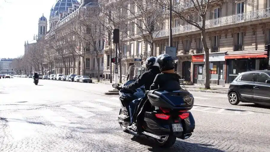 taxi moto paris